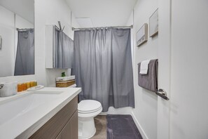 Bathroom - OneLuxStay Coastal 2BR Near Beach (Torrance)