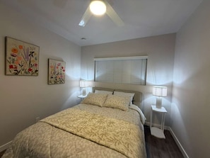 Apartment, 2 Bedrooms, Non Smoking | Laptop workspace, free WiFi, bed sheets