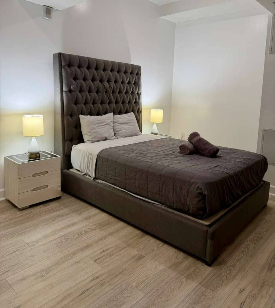 Apartment, 2 Bedrooms, Non Smoking | Laptop workspace, free WiFi, bed sheets
