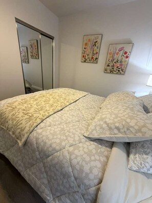 Huoneisto, 2 makuuhuonetta, tupakointi kielletty | Kannettavalle tietokoneelle sopiva työtila, ilmainen Wi-Fi