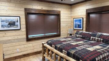 3 chambres, fer et planche à repasser, Wi-Fi gratuit, draps fournis