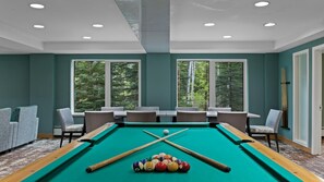 Spielezimmer