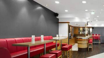 House | Dining