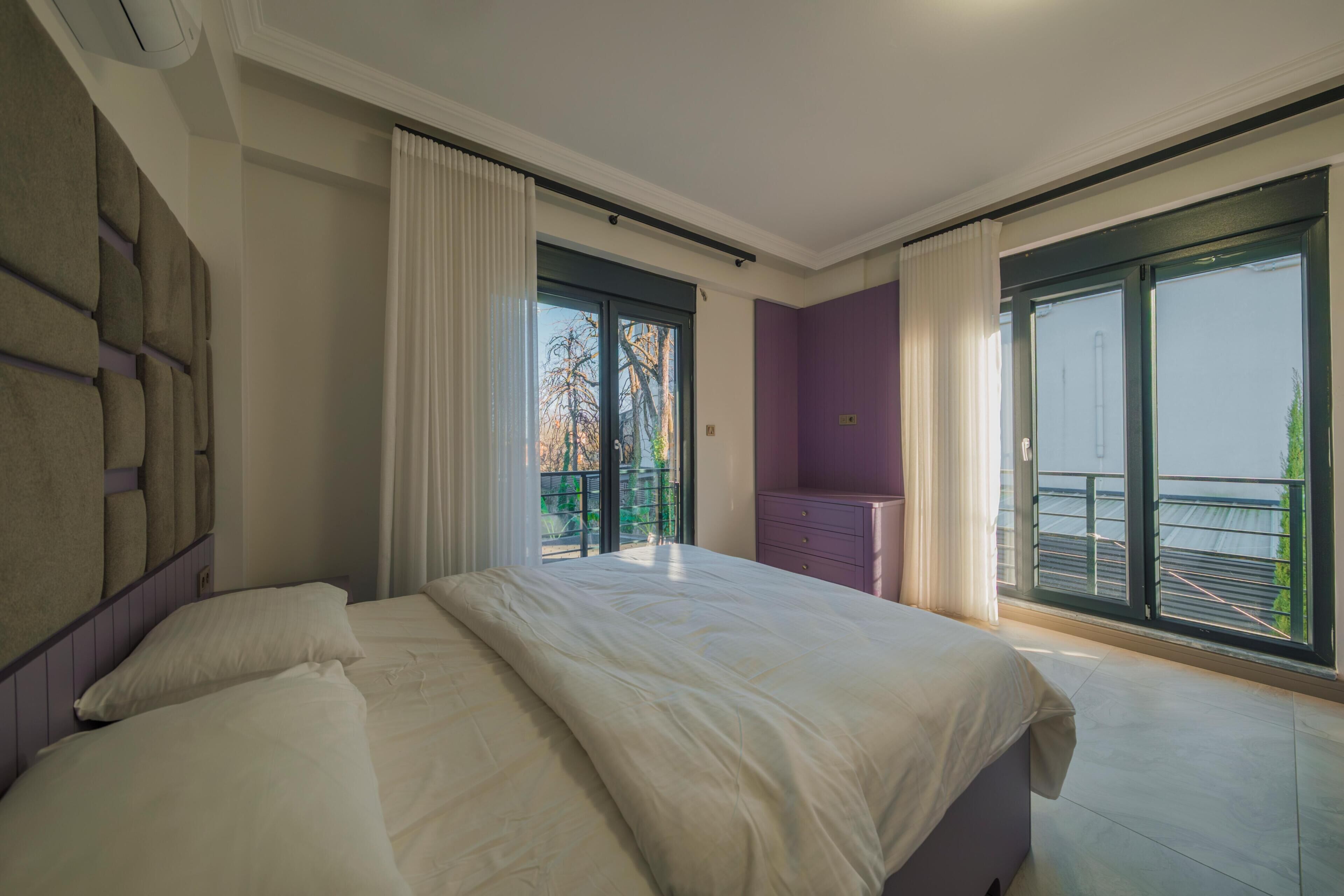 Deluxe Villa, Pool View | Desk, laptop workspace, free WiFi
