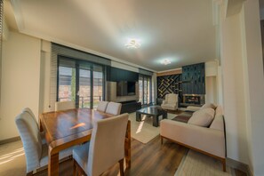 Deluxe Villa, Pool View | Interior - Luku Villa (Sapanca)
