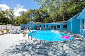 Pool - Pine Knoll Oasis Private Pool Firepit Beach Access (Pine Knoll Shores)