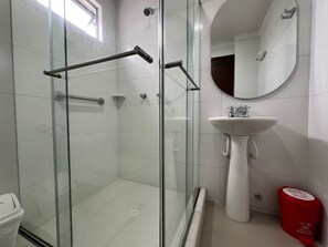 Bathroom - Vrbo Property (Santa Rosa de Cabal)