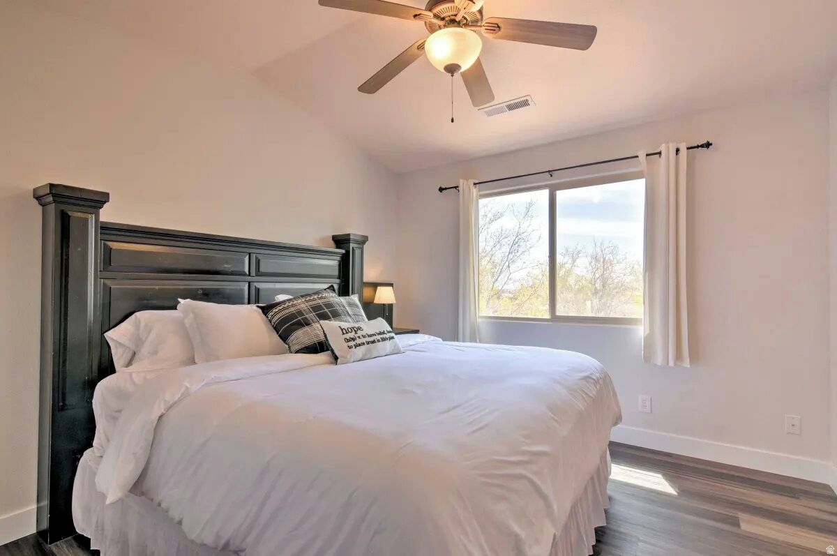3 bedrooms, free WiFi, bed sheets
