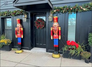 Exterior detail - Cozy 1-bedroom condo in fabulous Boston with AC (Boston)