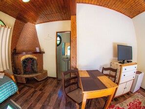 Family Chalet, Pets allowed, Garden View | Dining - Villa da Vila Montanhas (Monte Verde)