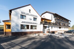 Exterior - Land Hotel Zum Kühlengrund&soultans Paradise (Brensbach)