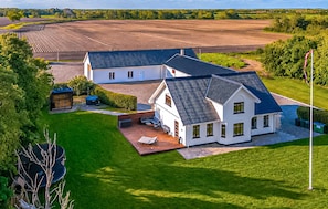 Exterior - Nice home in Hadsund with sauna (Hadsund)