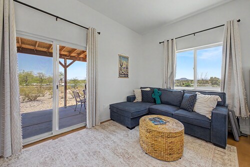 Sonoran Desert Retreat • 360° Mountain Views