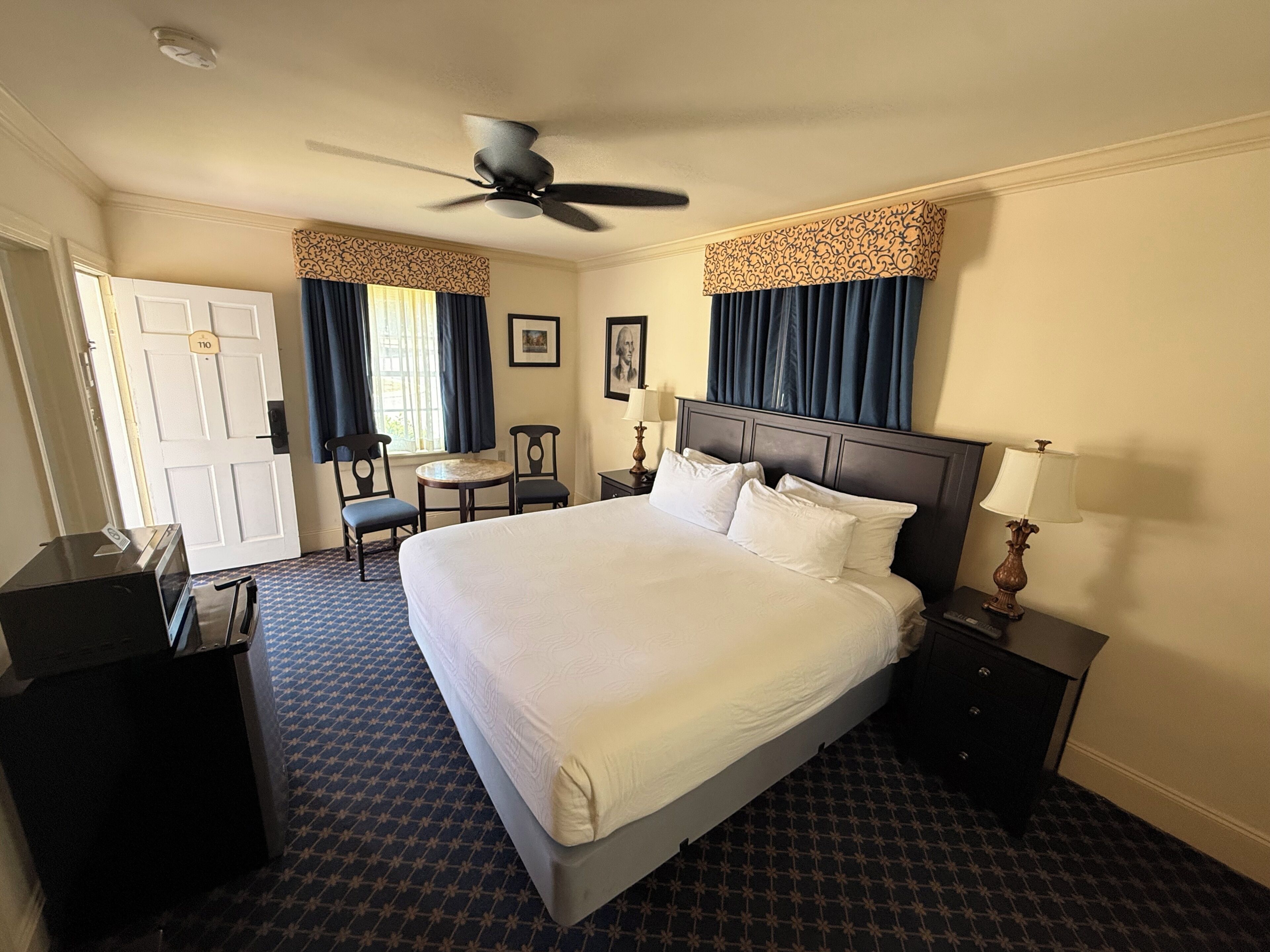 Superior Single Room | Desk, iron/ironing board, free WiFi