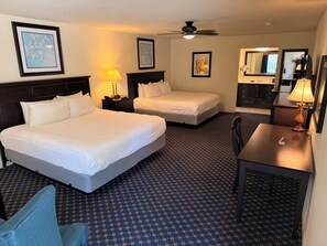 Desk, iron/ironing board, free WiFi - The Princess Anne hotel (Williamsburg)