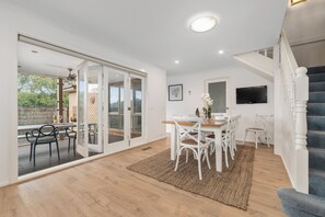 Dining - Balcombe Escape by Ready Set Stay (Mount Martha)