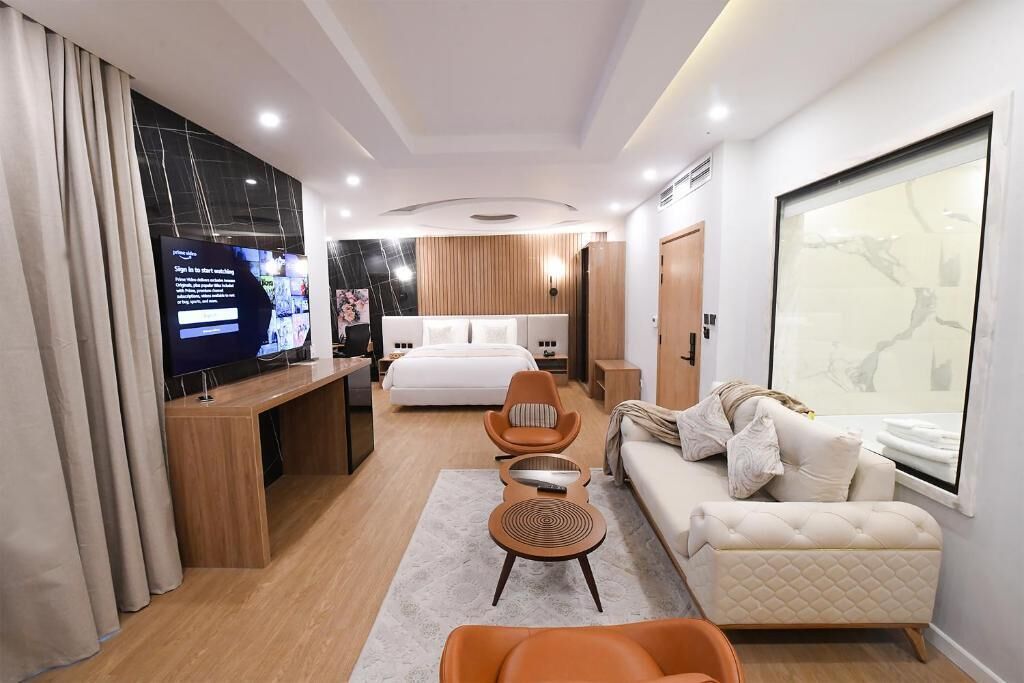Royal Suite, Balcony | In-room safe, desk, laptop workspace, soundproofing