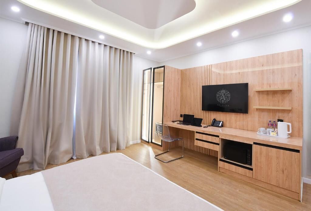 Premium Double Room | In-room safe, desk, laptop workspace, soundproofing