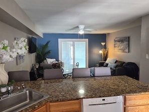 Interior - Best location cozy condo in Biloxi Beach, 2b-1.5b. (Biloxi)