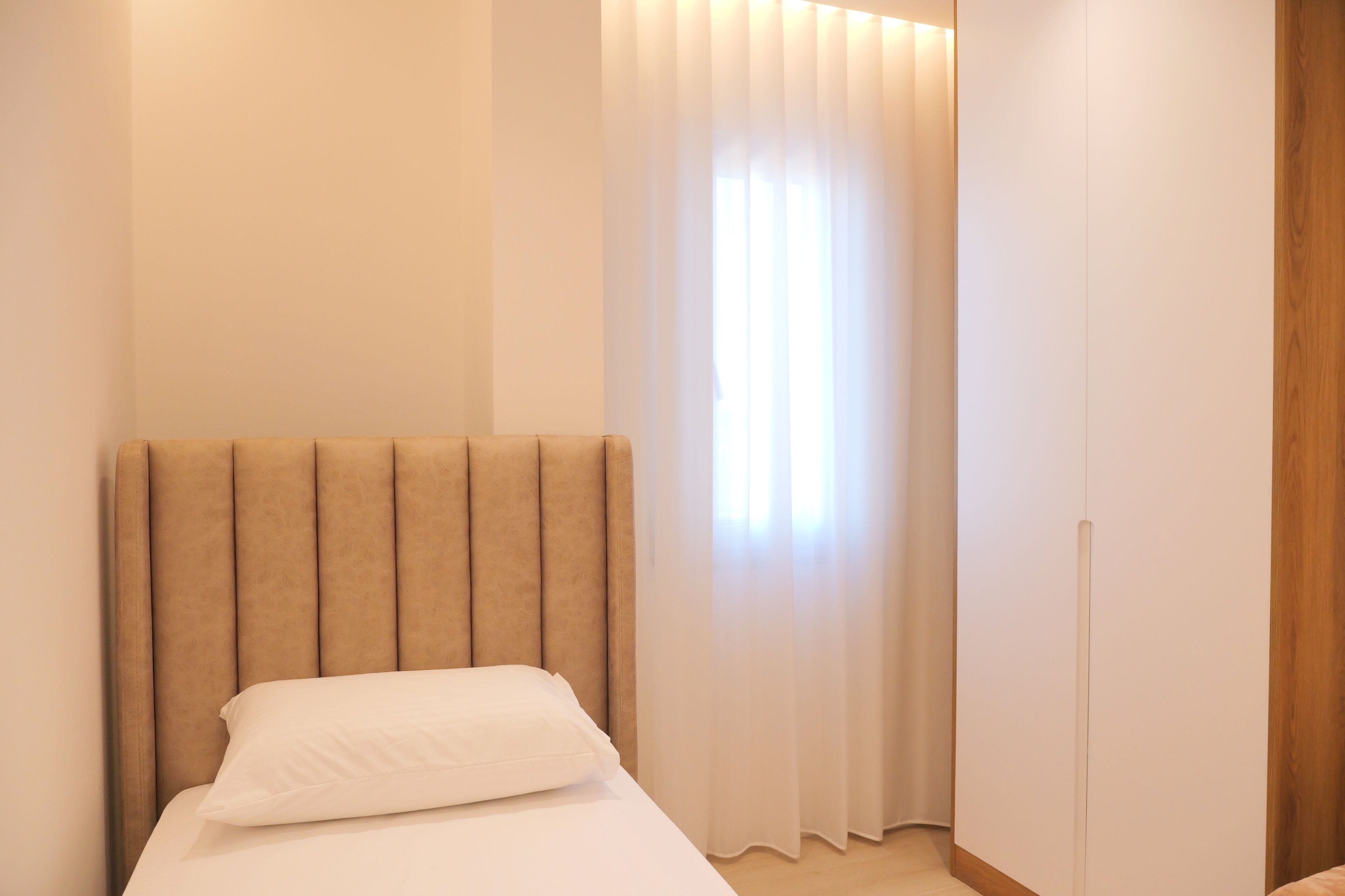 Comfort Apartment, 2 Bedrooms, Balcony, City View | Desk, iron/ironing board, free WiFi