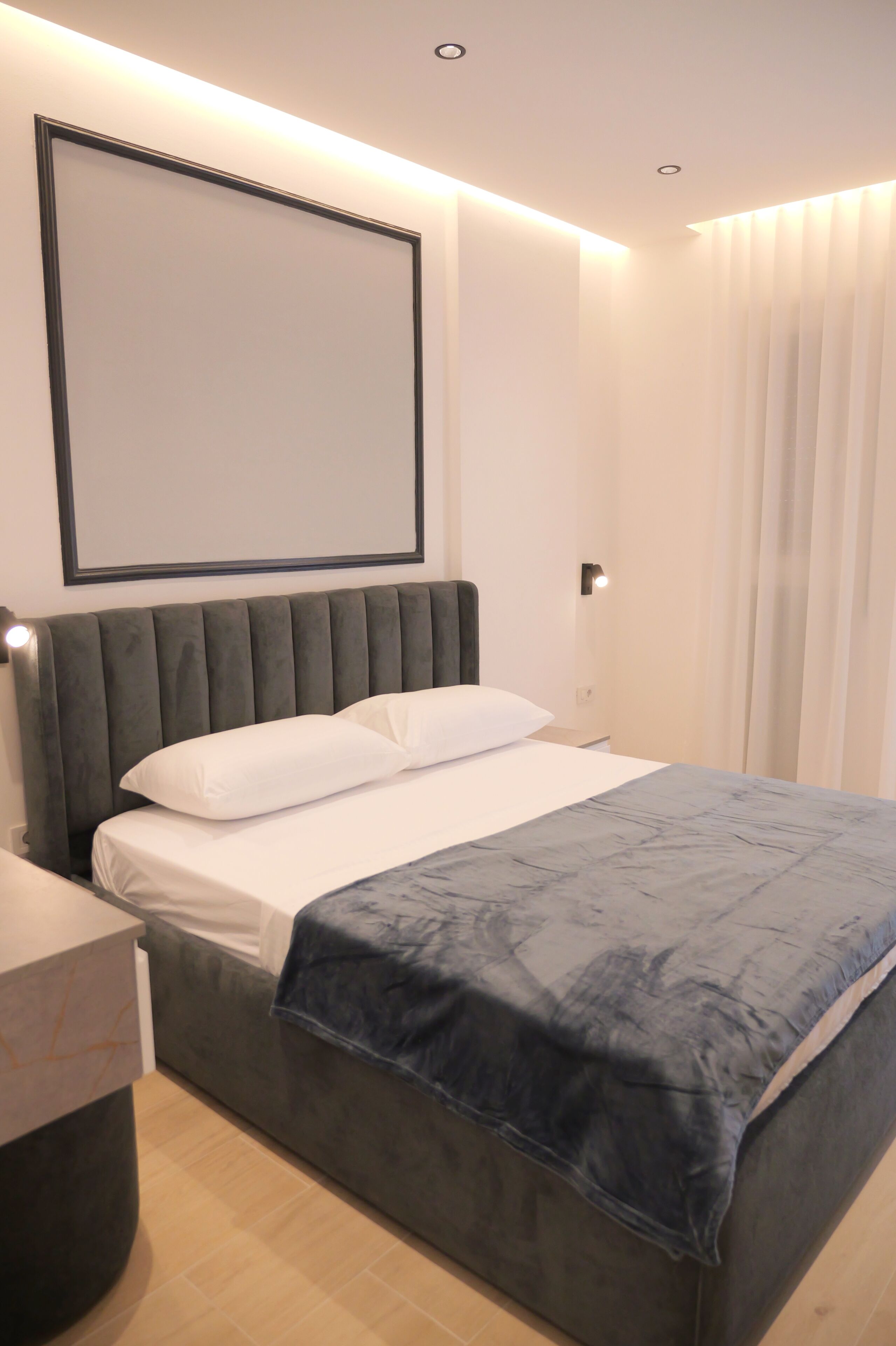 Comfort Apartment, Balcony, City View | Desk, iron/ironing board, free WiFi