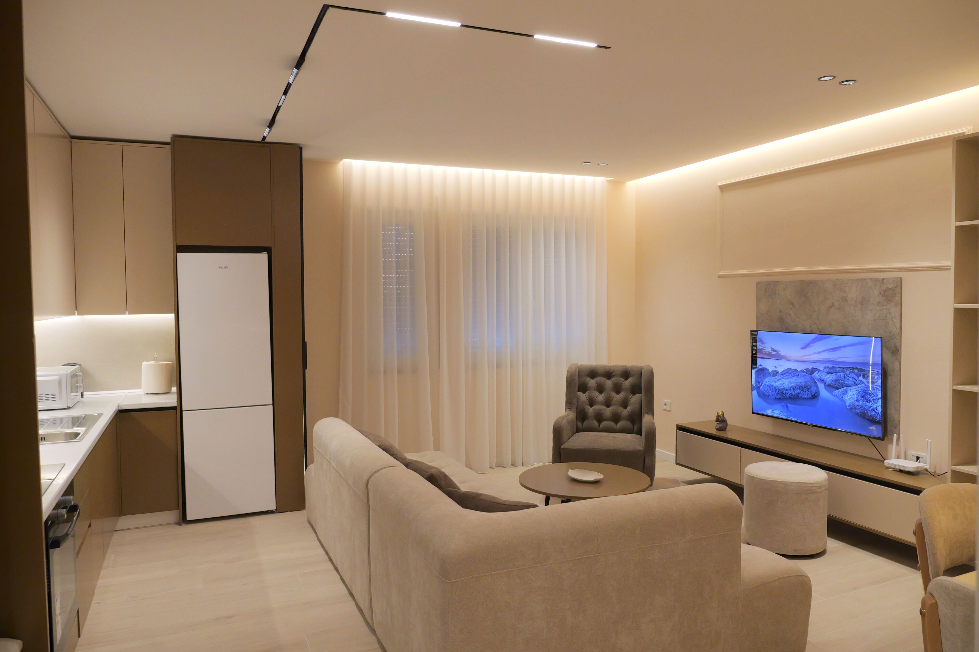 Deluxe Apartment, Courtyard View | Living area