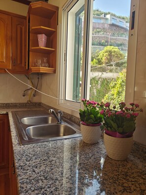 Interior - Bright, airy, and full of natural light. Two minutes walk to the beach. (Ponta do Sol)