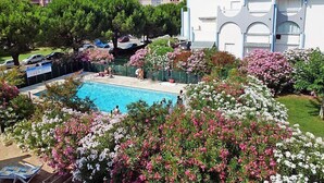 Pool - Studio cabin, air-conditioned, near beach, garage (LE GRAU DU ROI)