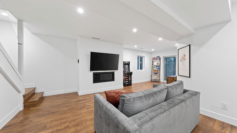 Hansel Haus by Avantstay Modern A-frame Game Room With Arcade + Large Deck