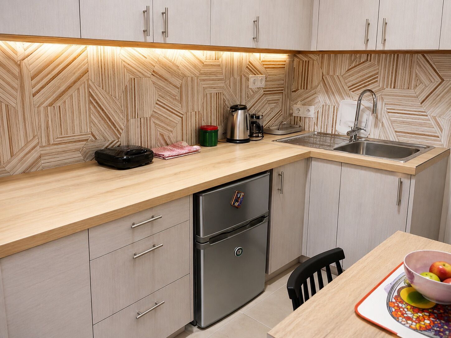 Deluxe Studio, Sea View | Private kitchen