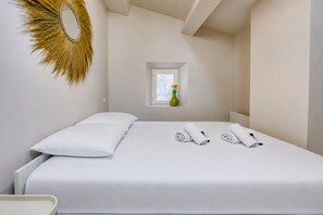 Room - Le Carré du Port Bandolais - Welkeys (Bandol)