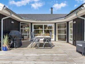 Ulkoruokailutilat