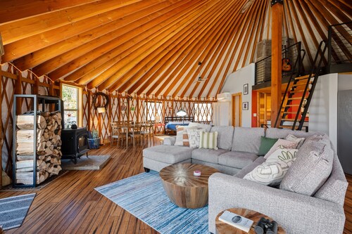 Yurt | Breathtaking Views | Private Eco Retreat