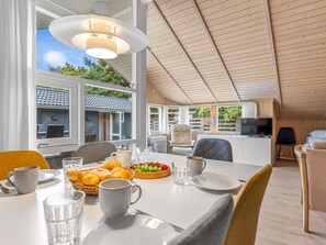 Dining - "Vilmar" - 250m from the sea by Interhome (Skælskør)