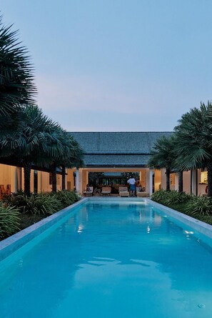 Pool - Spacious 6-bedroom beachfront estate with staff in serene Koh Samui (Koh Samui)