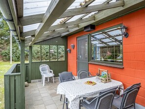 Outdoor dining - "Saxe" - 1km from the sea by Interhome (Løkken)