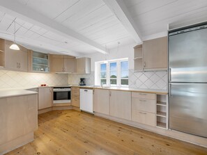 Private kitchen - "Synnöve" - 1.7km to the fjord by Interhome (Tim)