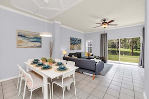 Dining - A Peaceful Orlando Escape. Nature, Comfort & Disney Nearby (Kissimmee)