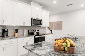 Townhome, Multiple Beds, Pool Access, Pool View (SLA106-2318-5-GP) | Private kitchen