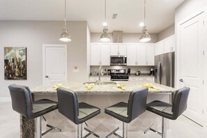 Townhome, Multiple Beds, Pool Access (SMV128-7596-4-G) | Private kitchen - Amazing Family Villa 5min-disney BBQ 128 (Kissimmee)