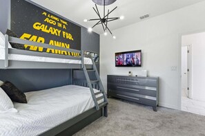 Townhome, Multiple Beds, Pool Access, Pool View (CHG111-1098-5-GP) | 5 bedrooms