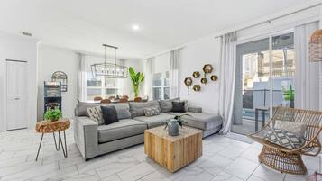 Townhome, Multiple Beds, Pool Access, Pool View (CHG111-1098-5-GP) | Living area