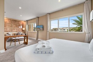 Casa adosada, varias camas, acceso a la piscina (MVR101-3088-3-G) | 3 dormitorios
