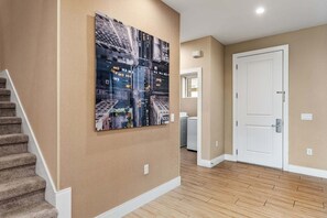 Townhome, Multiple Beds, Pool Access (MVR101-3088-3-G) | Interior