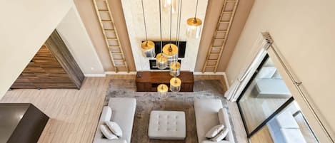 Casa de ciudad, varias camas, acceso a la alberca (MVR101-3088-3-G) | Área de sala de estar