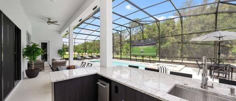 Maison, Plusieurs lits, accÚs à la piscine, vue sur la piscine (SON106-4101-15-GP) | Intérieur