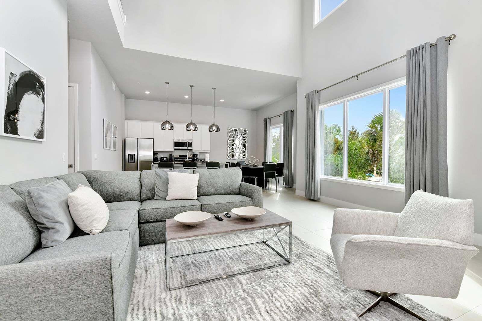 Apartment, Multiple Beds, Balcony (REU119-7770-238-5-G) | Living area