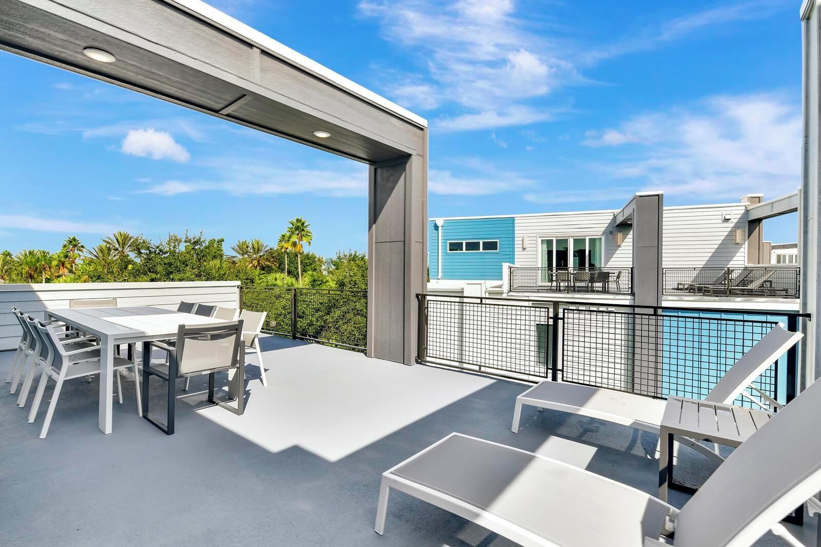 Departamento, varias camas, vista a la alberca (REU118-7770-236-5-G) | Terraza o patio
