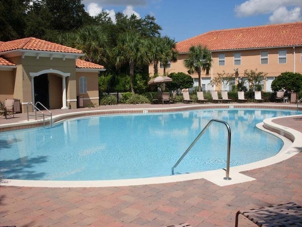 Pool - Townhouse w/ Hot Tub Near Disney Sleeps 12 (Kissimmee)