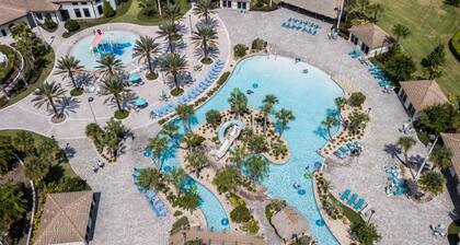 Townhome 4 BR Free Access to Amazing Resort!